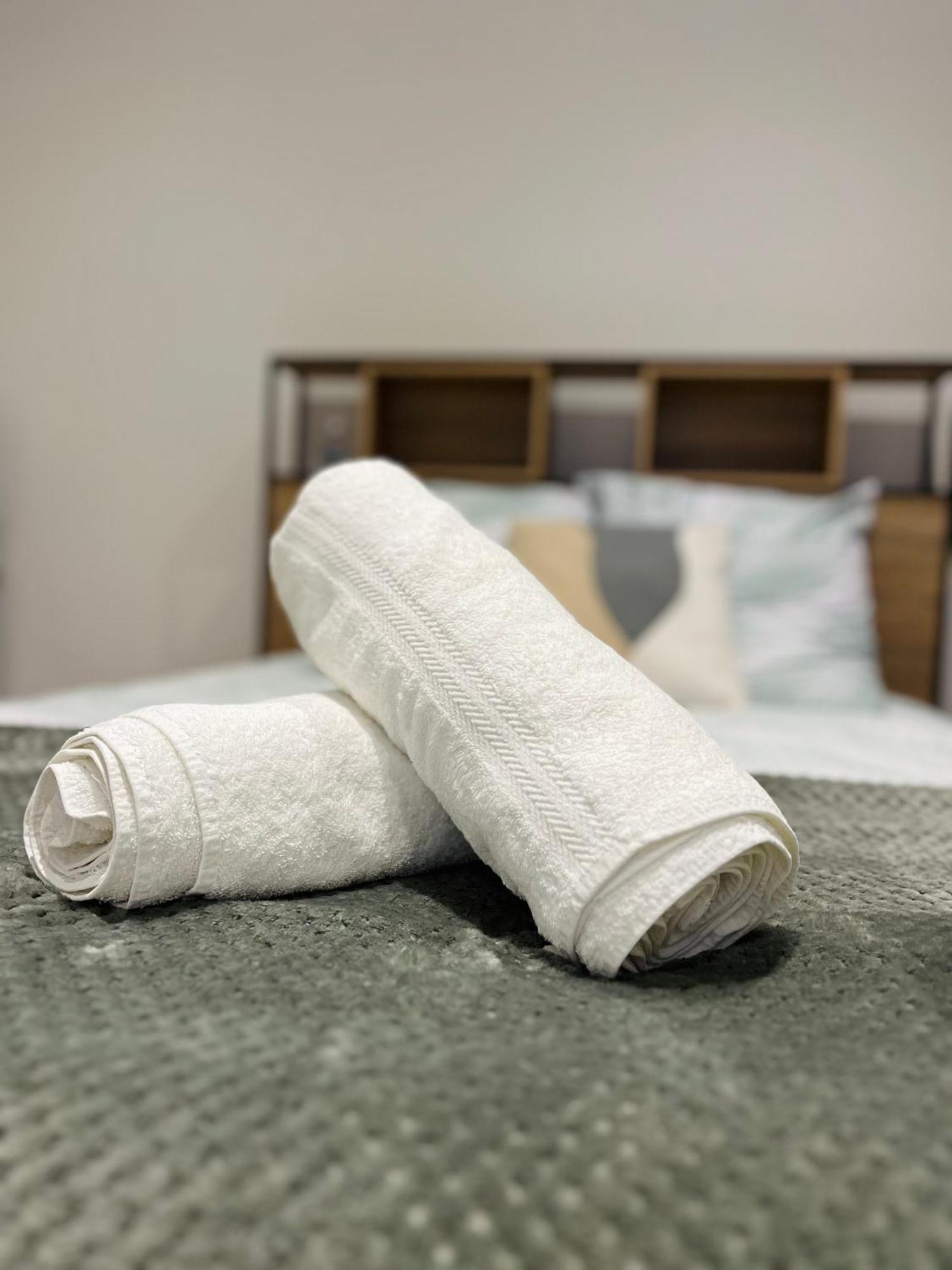 Appartamento La Ruche Arrageoise - Parking Gratuit - Cozy - Grand Lit - Long Sejour Arras Esterno foto